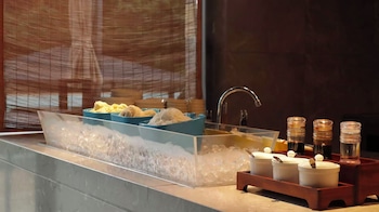fuzhou royal hot spring hotel and resort