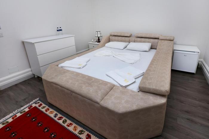 hotel familja