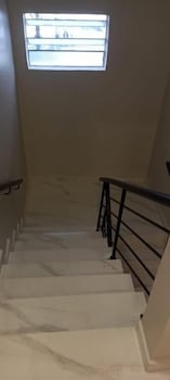 hotel new bras