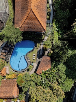 Abangan Bungalow,,3 star
