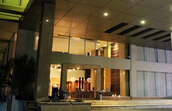 Arch Hotel,Bogor>>Bandung,3 star