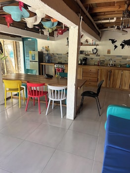 Casa Pelicano,,2 star
