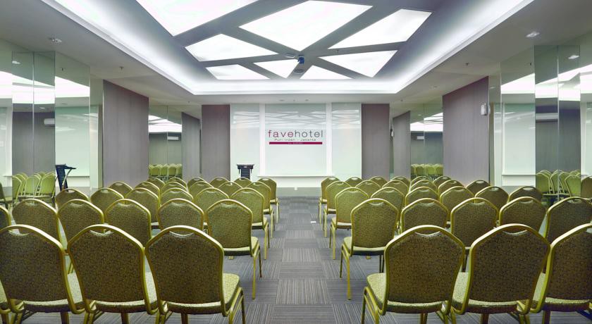 favehotel puri indah jakarta