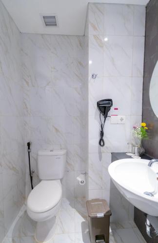 favehotel puri indah jakarta