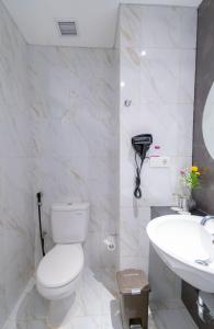favehotel puri indah jakarta