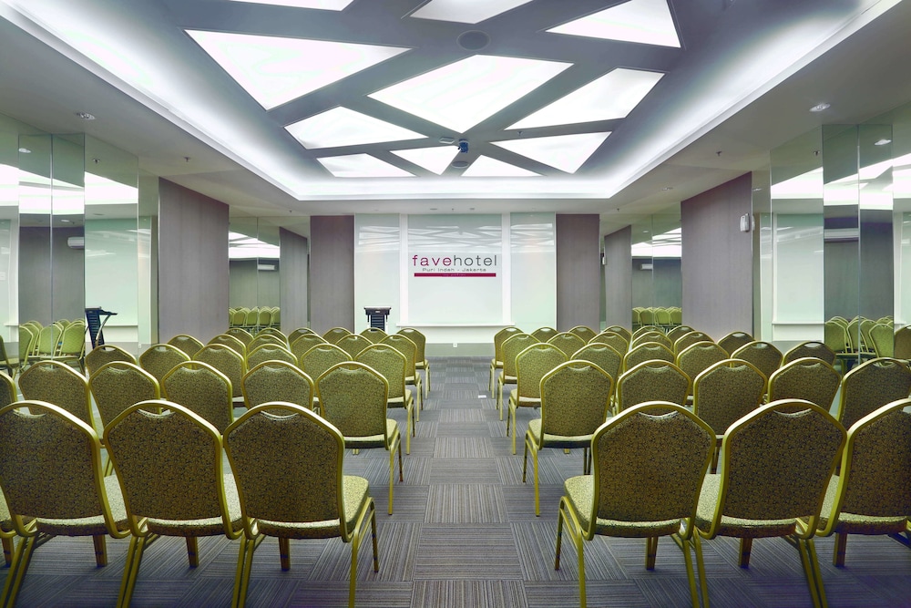 favehotel puri indah jakarta