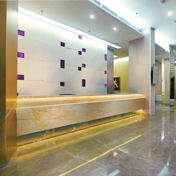 favehotel puri indah jakarta