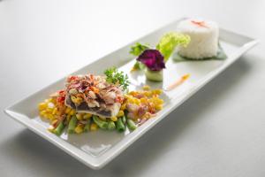 favehotel puri indah jakarta