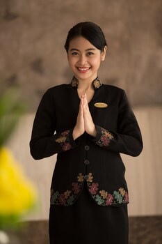 santika premiere kota harapan indah