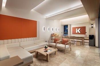 from k hotel guangzhou tianhe zhengjia plaza tiyuxi road metro station branch