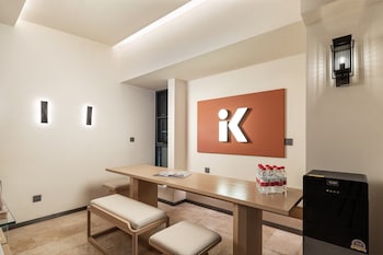 from k hotel guangzhou tianhe zhengjia plaza tiyuxi road metro station branch