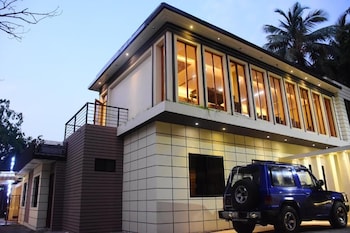 bottom hill palace hotel sylhet