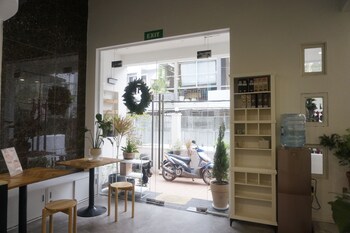 the dates villa
