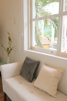 the dates villa