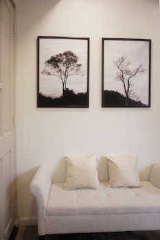 the dates villa