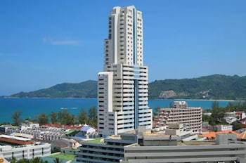patong beachfront tower 3 br penthouse
