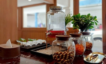 marwin monique hotel