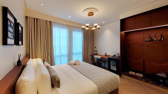 marwin monique hotel