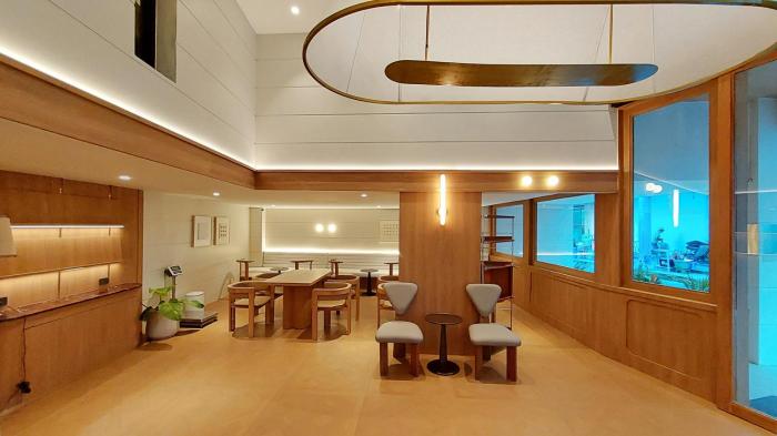 marwin monique hotel