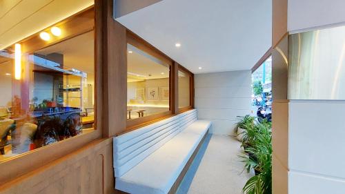 marwin monique hotel
