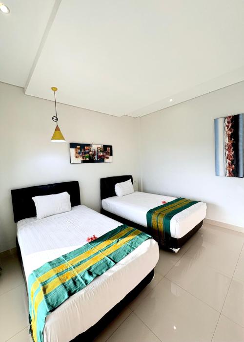 la colina komodo hotel