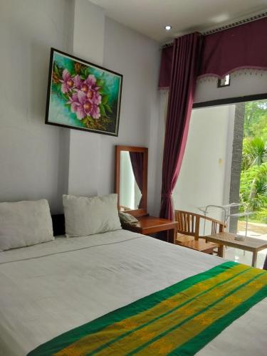 la colina komodo hotel
