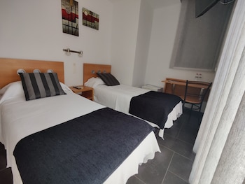 hostal manel