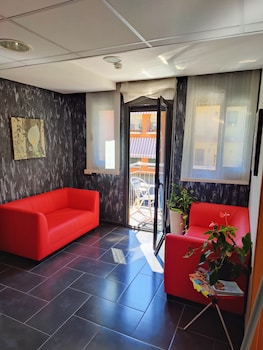 hostal manel
