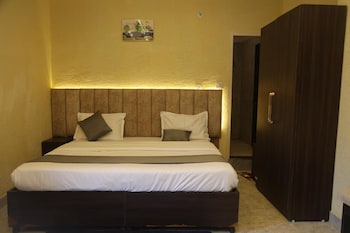 hotel drip inn by rk