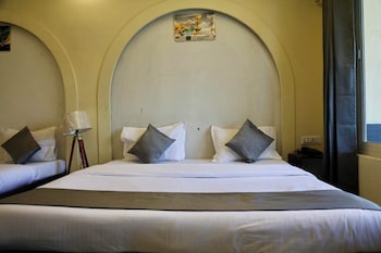 hotel drip inn by rk