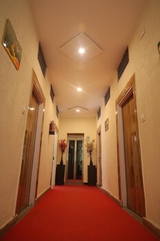 hotel drip inn by rk