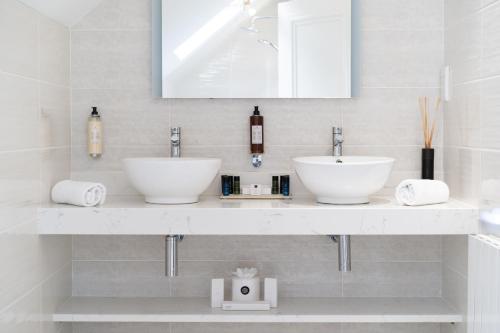 ballyliffin townhouse boutique hotel