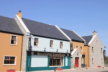 ballyliffin townhouse boutique hotel