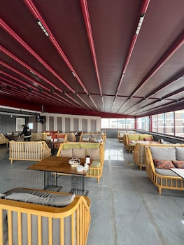 elegrand hotel