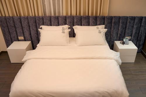 sihana hotel