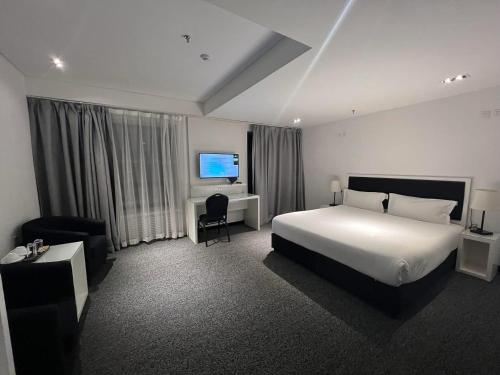 city tower hotel