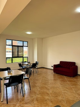 hotel plaza mayor 44