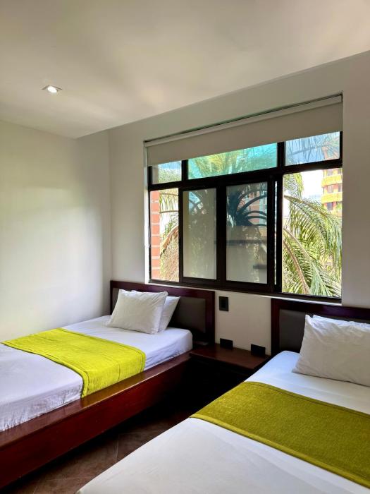 hotel plaza mayor 44