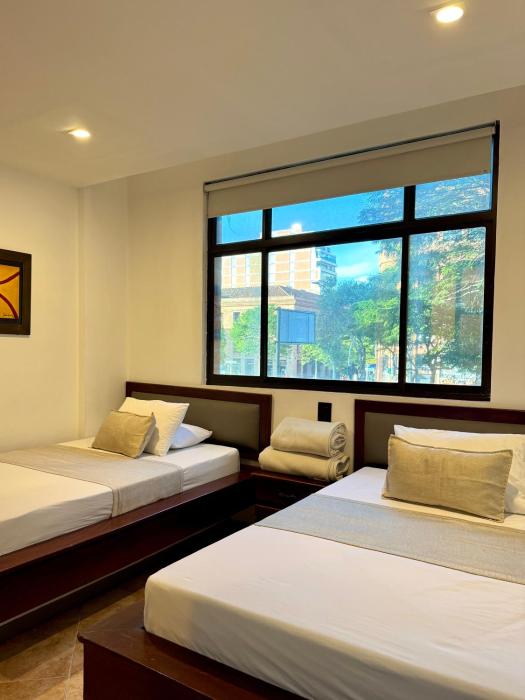 hotel plaza mayor 44