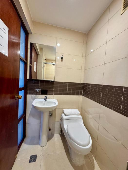 hotel plaza mayor 44