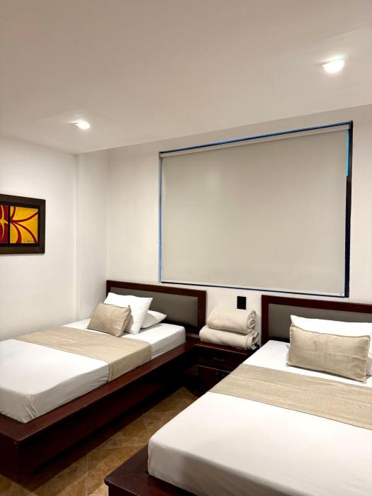 hotel plaza mayor 44