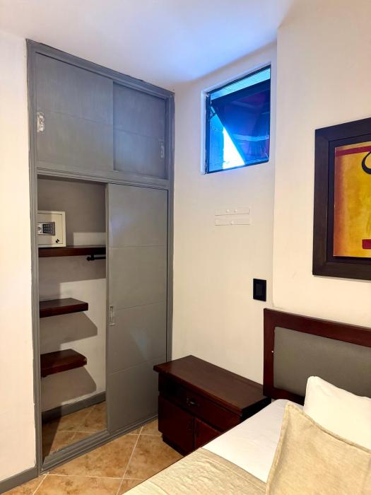 hotel plaza mayor 44