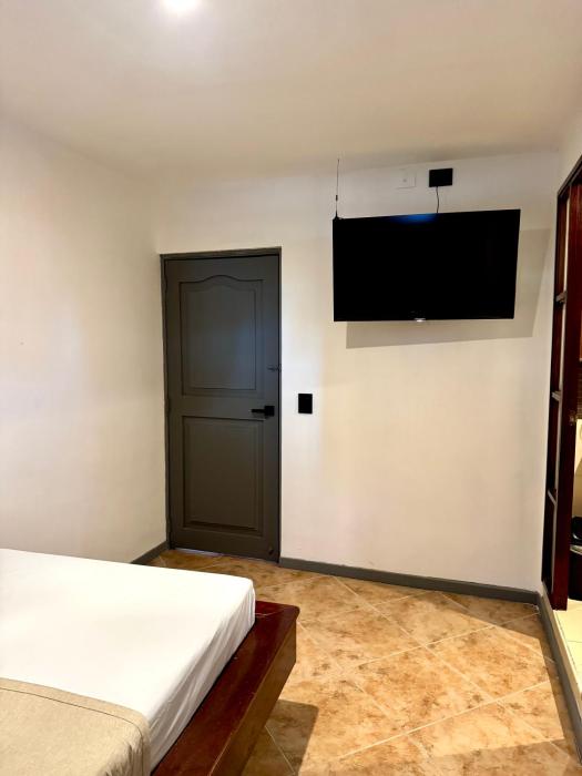 hotel plaza mayor 44