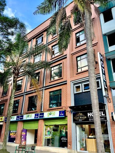 hotel plaza mayor 44