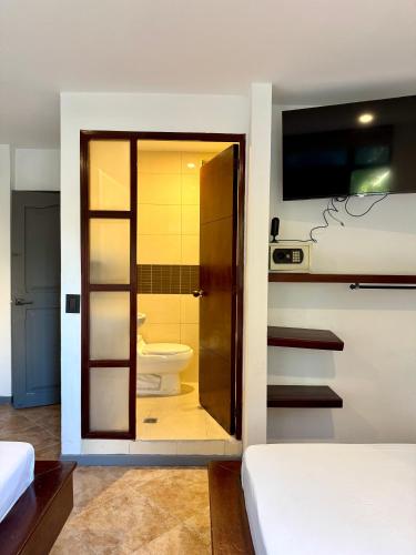 hotel plaza mayor 44