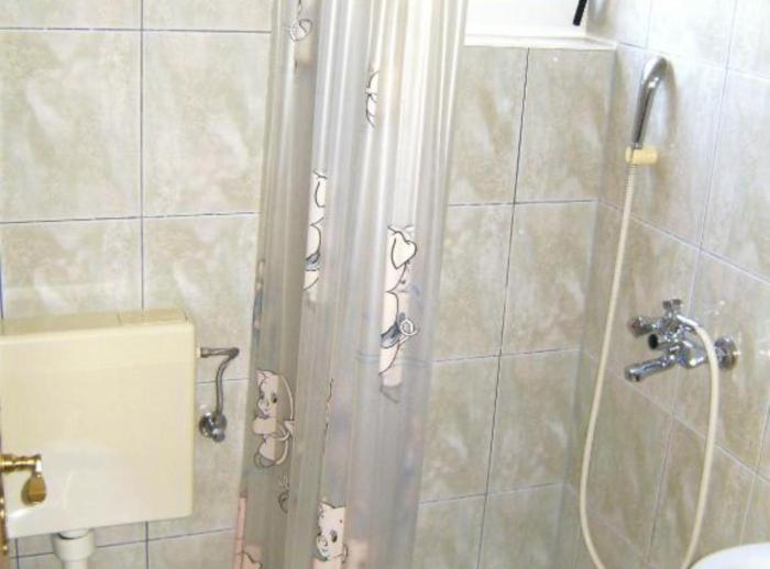 elez serenity guesthouse
