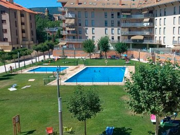 Apartamentos Pilartxo Jaca 3000,,3 star