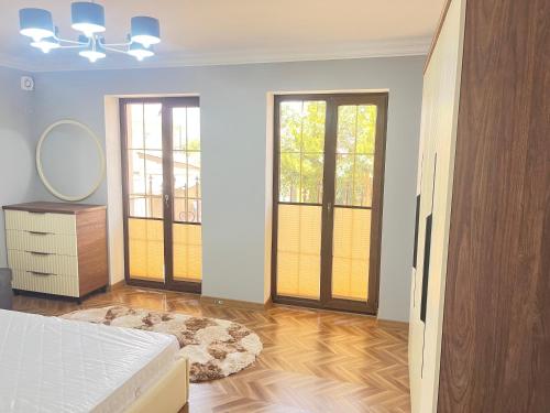lux apartment