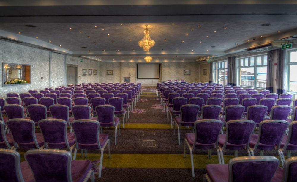 ferrycarrig hotel
