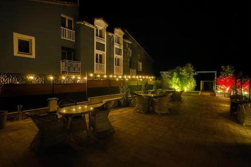 logis hotel blue garden